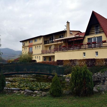 Penzión Koruna Nitrianske Rudno Exterior foto