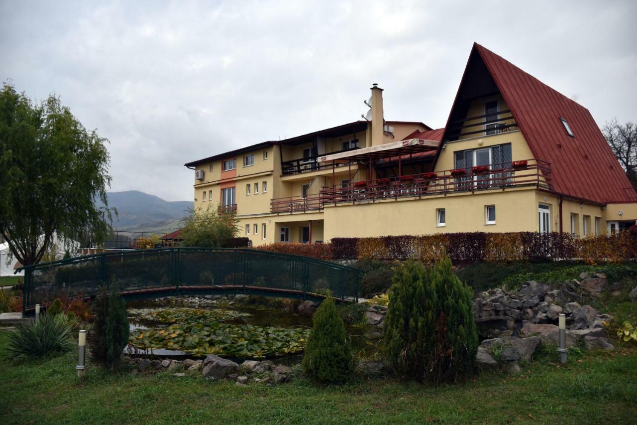 Penzión Koruna Nitrianske Rudno Exterior foto
